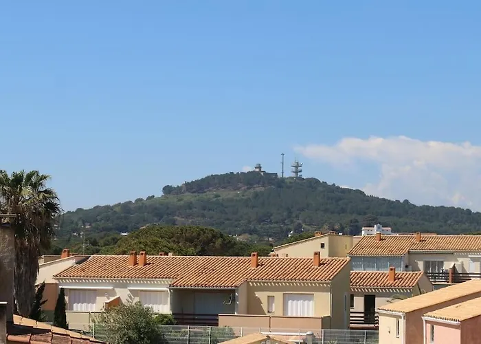 550, Port Soleil Au Village Naturiste * אגדה
